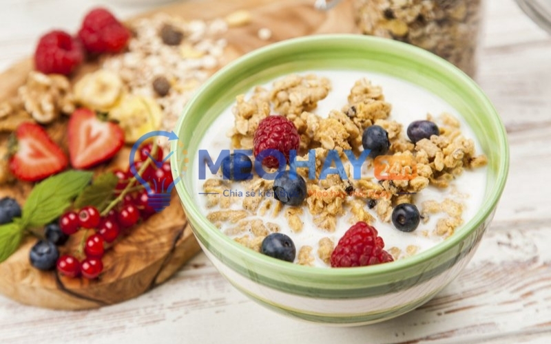 Các Món Ăn Sáng Nhanh Gọn Cho Người Bận Rộn Từ Ngũ Cốc Và Yến Mạch