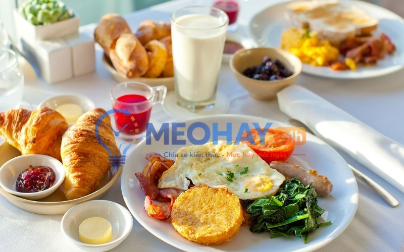 Món Ăn Sáng Nhanh Gọn Giàu Protein Cho Ngày Dài Năng Động
